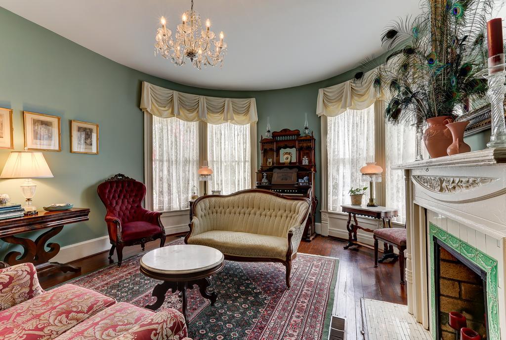 C.W. Worth House Bed And Breakfast Уилмингтън Екстериор снимка