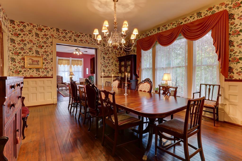 C.W. Worth House Bed And Breakfast Уилмингтън Екстериор снимка